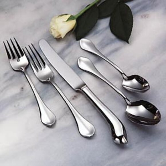 ONEIDA CAPELLO 5 PC PLACESETTING NEW - Picture 1 of 1